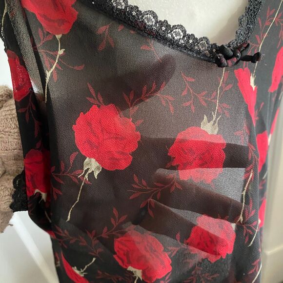 Gilligan & O'Malley Y2K sheer black chemise slip with red flowers, size XL - Picture 7 of 8